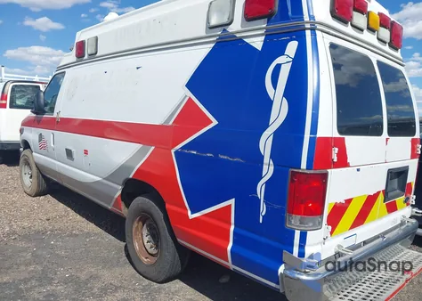 2014 Ford E-350 Super Duty Commercial z USA, uszkodzony, nr VIN 1FDSS3EL6EDB14328